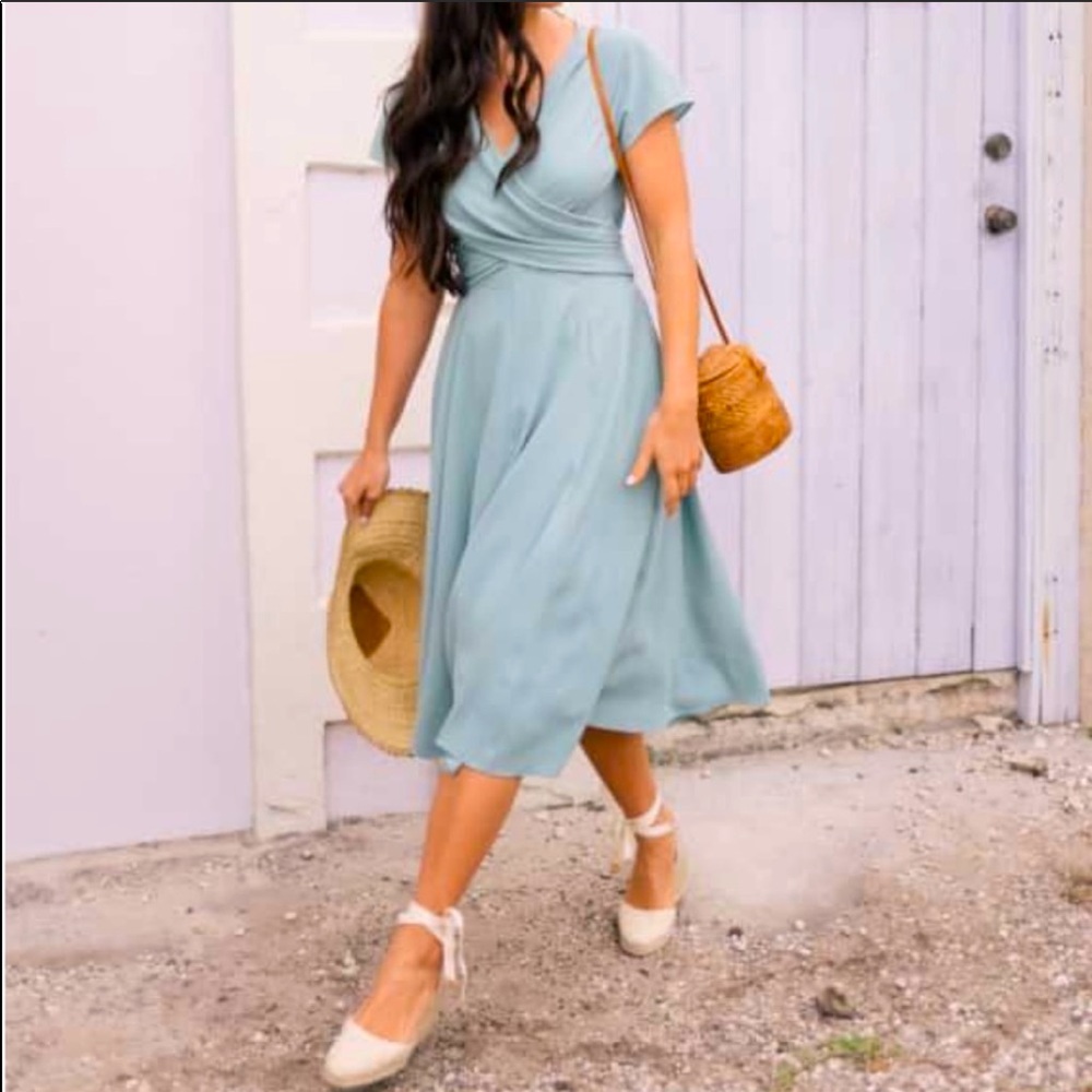NWT Gal meets glam crossover bodice dress